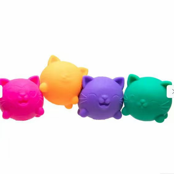 2026 NeeDoh Teenie Cool Cats 3 - مراجعة Electronics Gadgets Bag وسعره