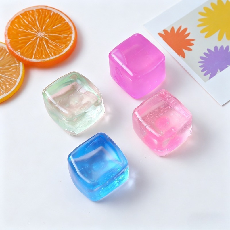 Squishy Mini Water Cube Squeez - مراجعة Electronics Gadgets Bag وسعره