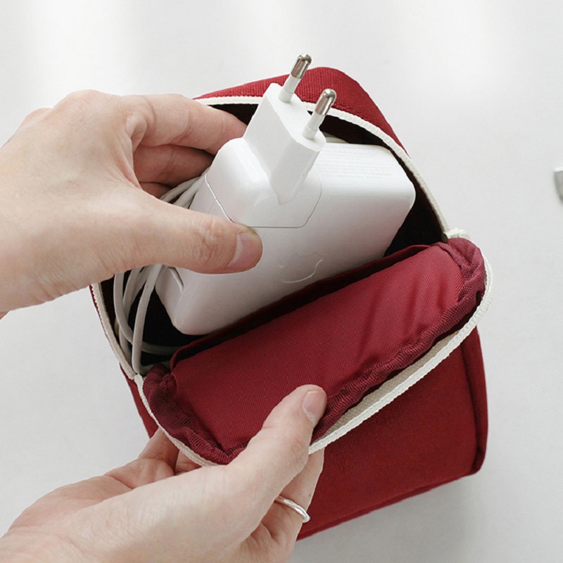 Travel Charger Organizer, Port - مراجعة Electronics Gadgets Bag وسعره