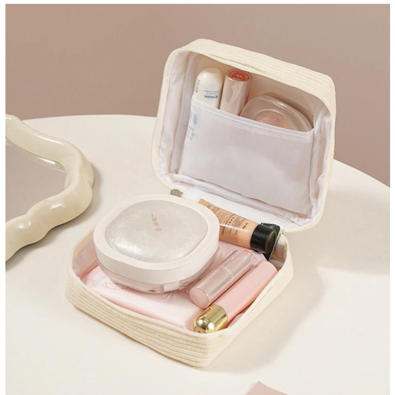 Portable Cute Sanitary Pad Pou - مراجعة Electronics Gadgets Bag وسعره